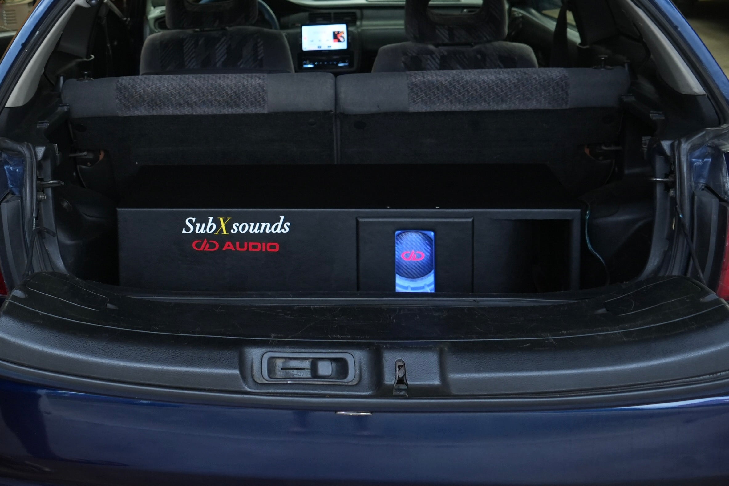Gl450 Custom Sub Box Custom Subwoofer Boxes – SubXsounds